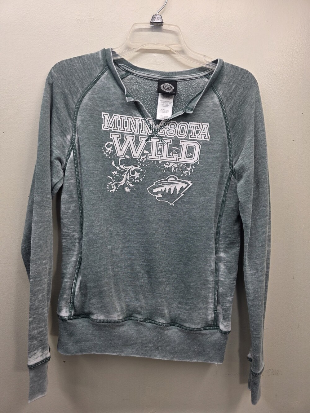 NHL Minnesota Wild Girls Size 14/16 Youth Hockey Sweatshirt w/pockets 🏒